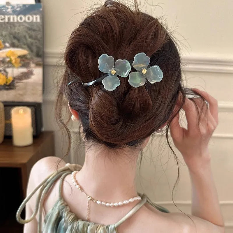 Retro acrylic flower petal bobby pin hair clip in beige, blue, light blue, or pink colour.