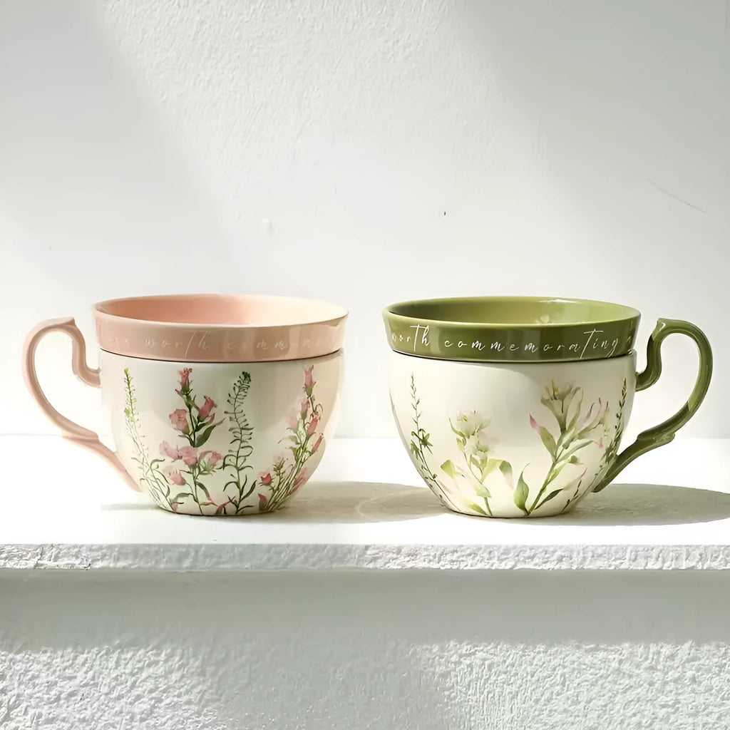 Lily Wind Chimes ceramic cup with lid, 460ml, floral pattern, green or pink options