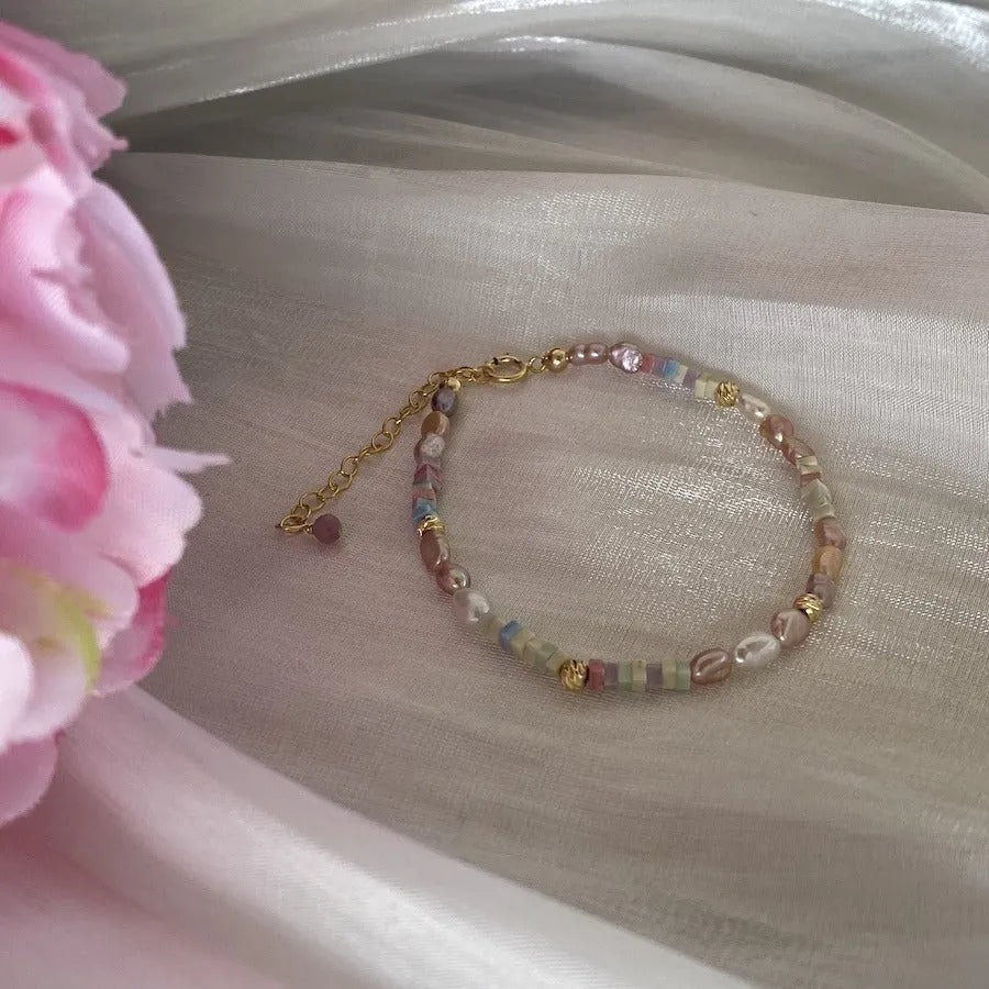 Purple gold U-shaped bracelet with natural silver pearls and matching necklace