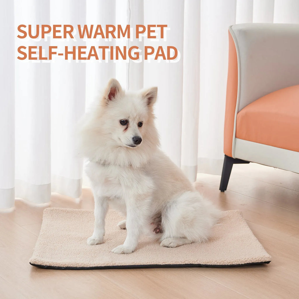 Grey plush self-heating pet bed for cats and small dogs with dimensions 95x65cm