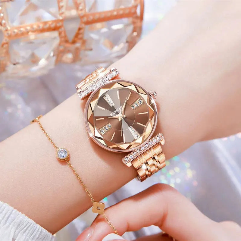 Women's round quartz watch with stainless steel strap and 30mm dial, blue colour option