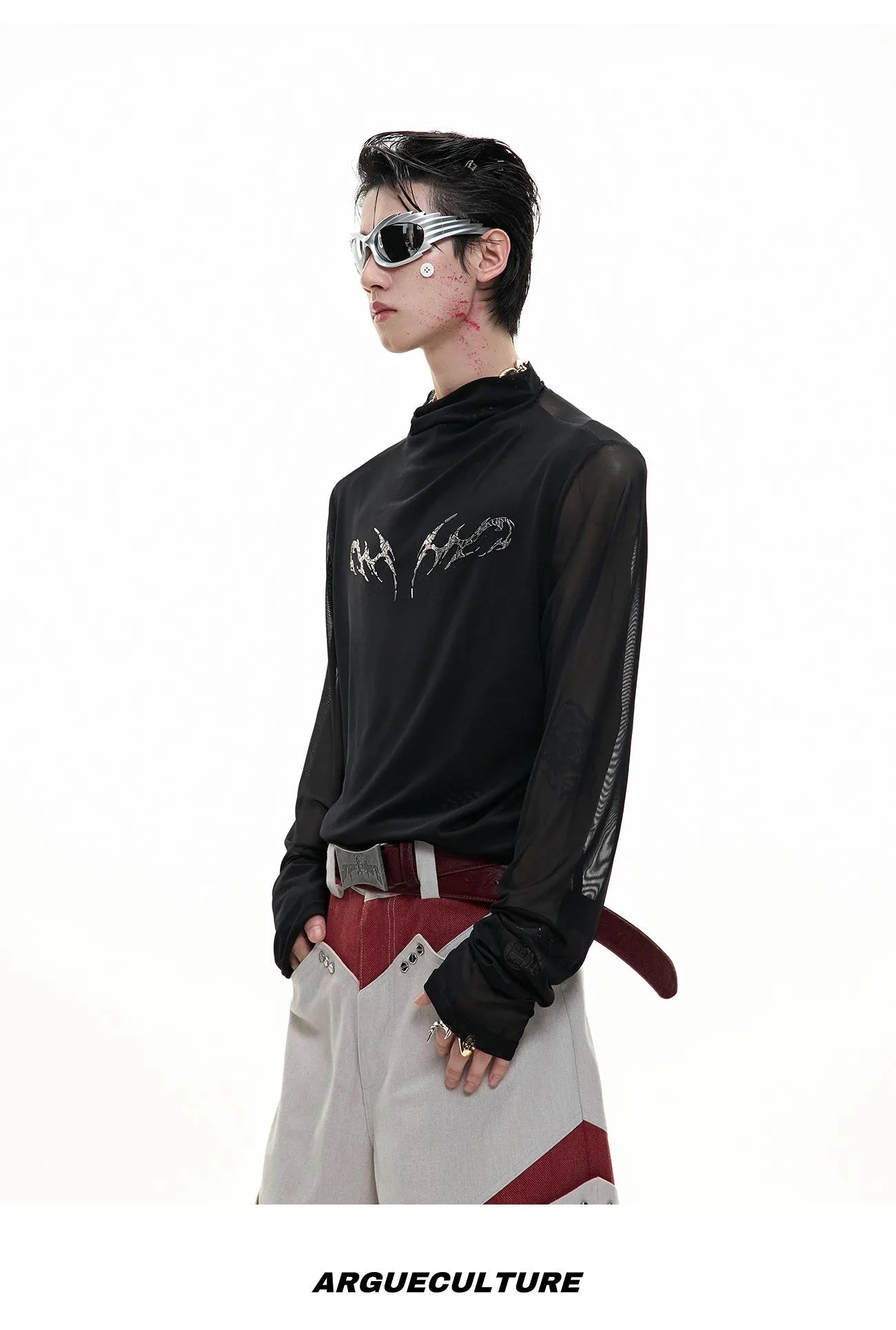 Niche Mesh Ice-feeling Slim Bottoming Shirt in black, showing long sleeves and slim fit on man.