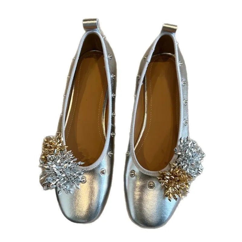 Women's DIY flower rivet Mary Jane shoes in black with buckle fastening and rubber sole