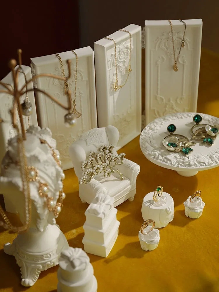 White plaster three-layer gypsum jewellery display stand with retro shape for necklaces and rings