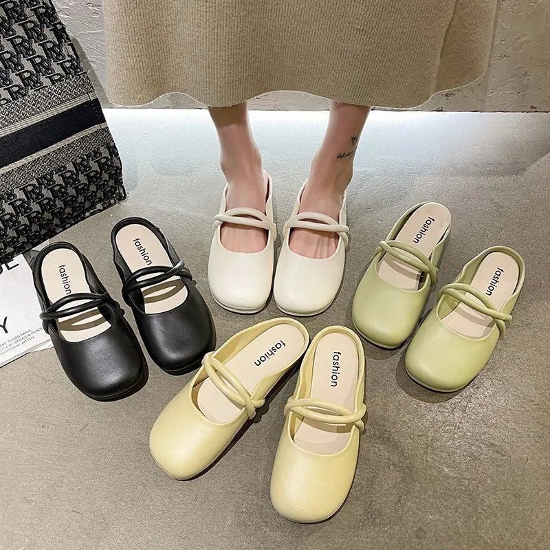 Women's plastic flip flop sandals with a toe cap in Baotou Green, Black, or Beige.