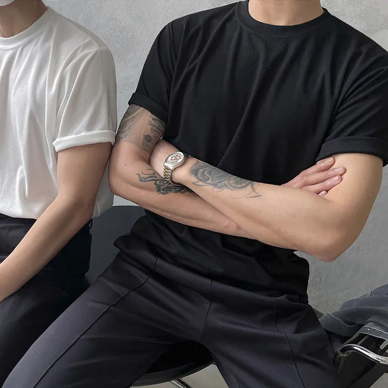 Men's cotton slim fit t-shirt in white and black solid colours with half sleeves