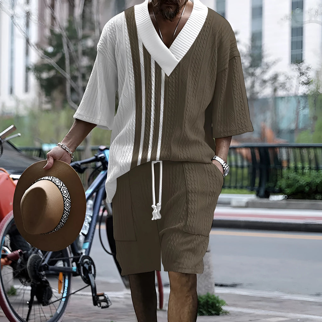 Men's knitted shorts suit set with printed drop-shoulder short sleeve top and matching shorts