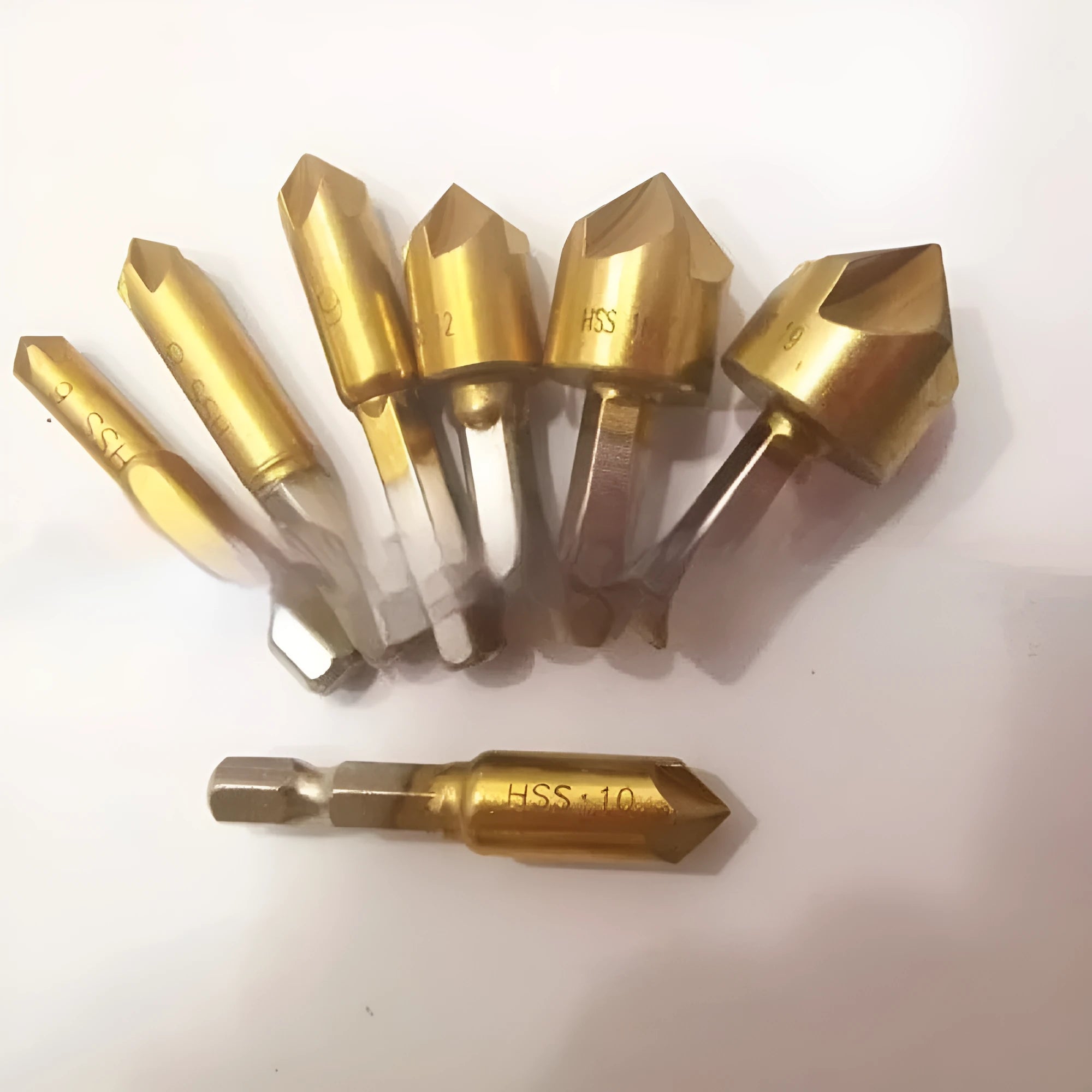 Titanium-plated high carbon steel five-blade chamferer six-piece set for woodworking holes sizes 6-19 mm