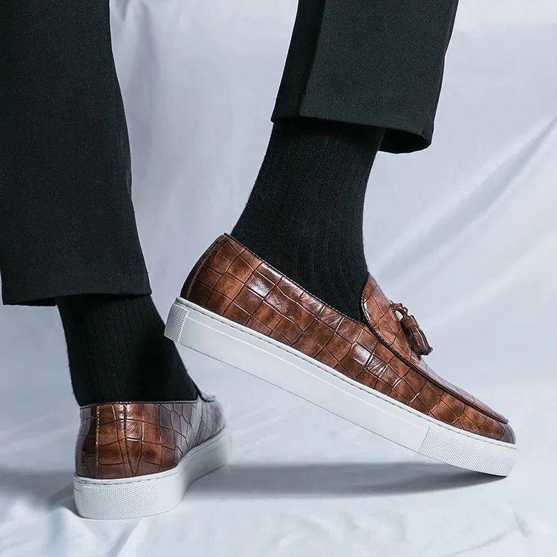 Men's wide-fit casual sneakers with tassel detail in artificial PU leather available in black, brown and white