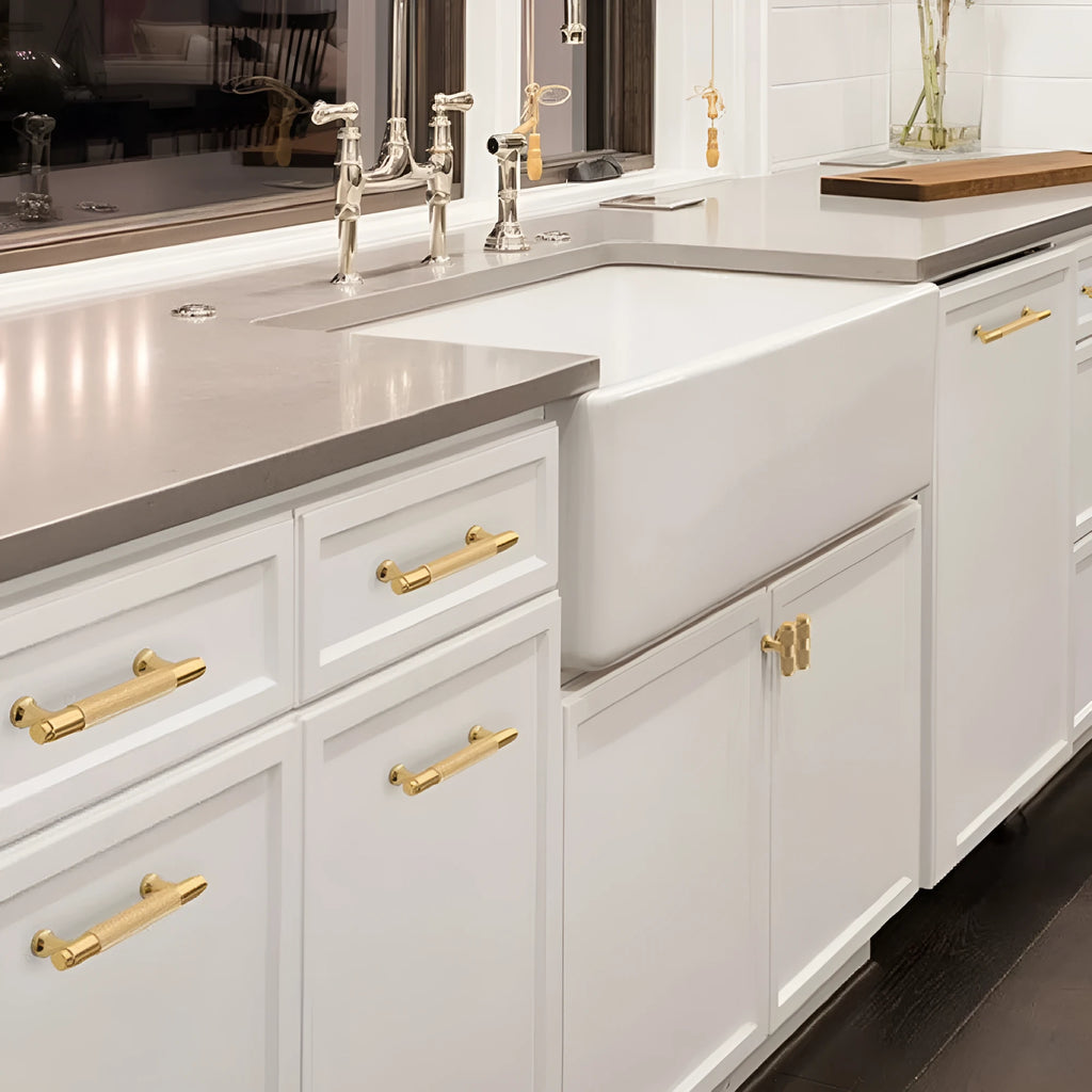 Brushed brass aluminium furniture handle with European style for wardrobe and cabinet doors