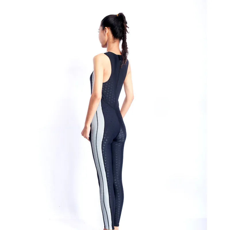 Shark pattern quick-drying sleeveless one-piece swimsuit for women in black and grey
