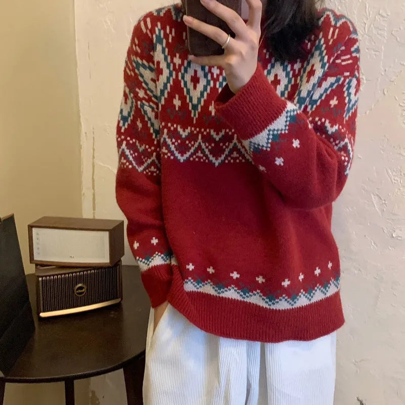 White and red striped loose retro pullover knitted top with long sleeves.