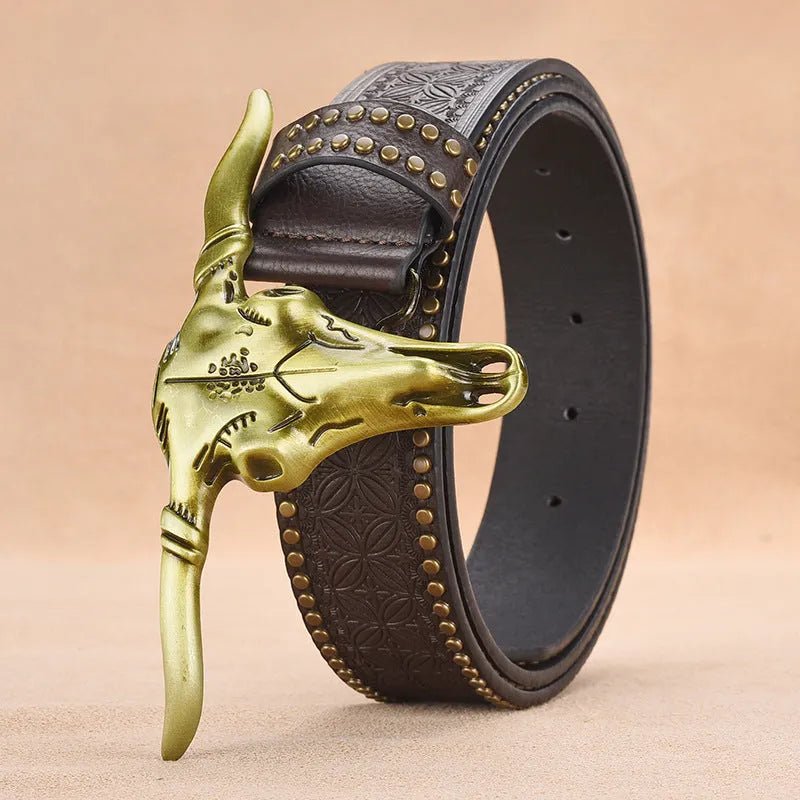 Men's faux leather belt with embossed rivets and alloy buckle, available in black, brown and dark brown, 105-125cm.
