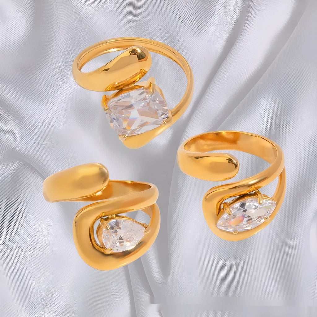Geometric line stainless steel ring with electroplated finish in light luxury ins style, shown in colour JDRW2405007