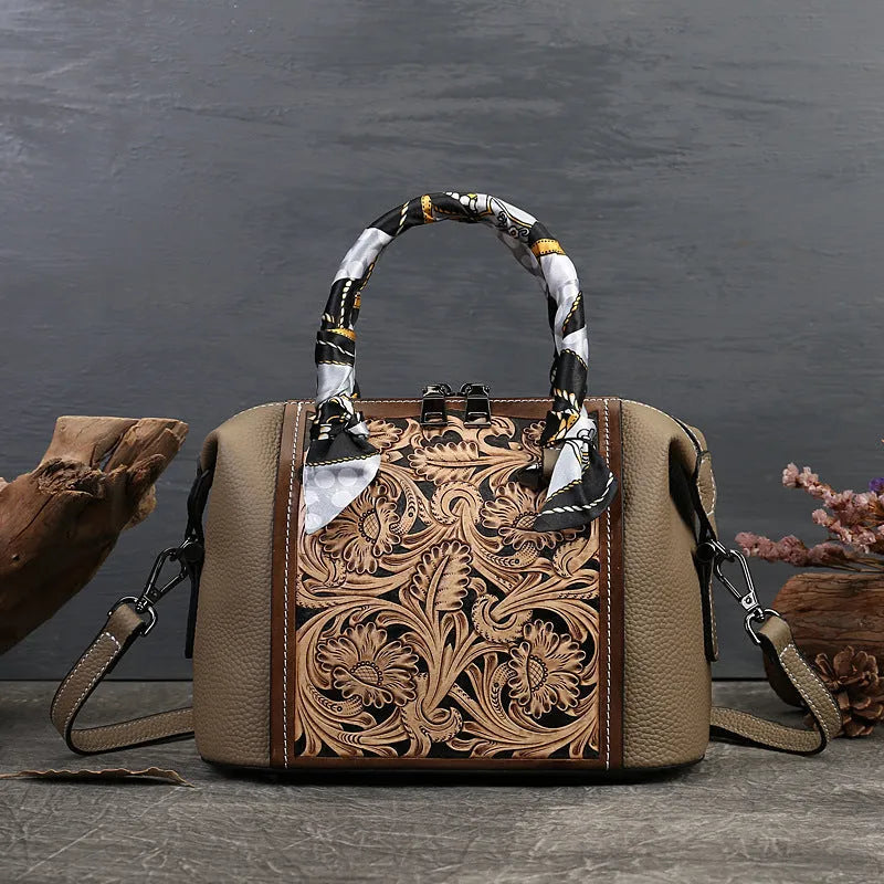 Vintage-style square leather messenger bag in black with zipper pockets and polyester cotton lining.