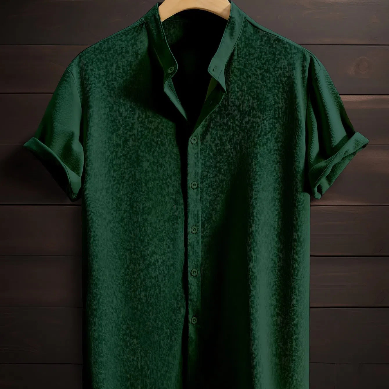Men's casual loose fit stand collar short sleeve shirt in solid colour, breathable polyester, non-iron