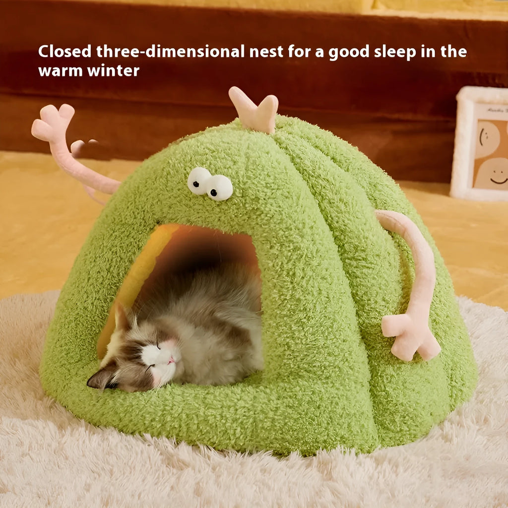 Green monster-shaped semi-enclosed cat kennel with plush velvet fabric.
