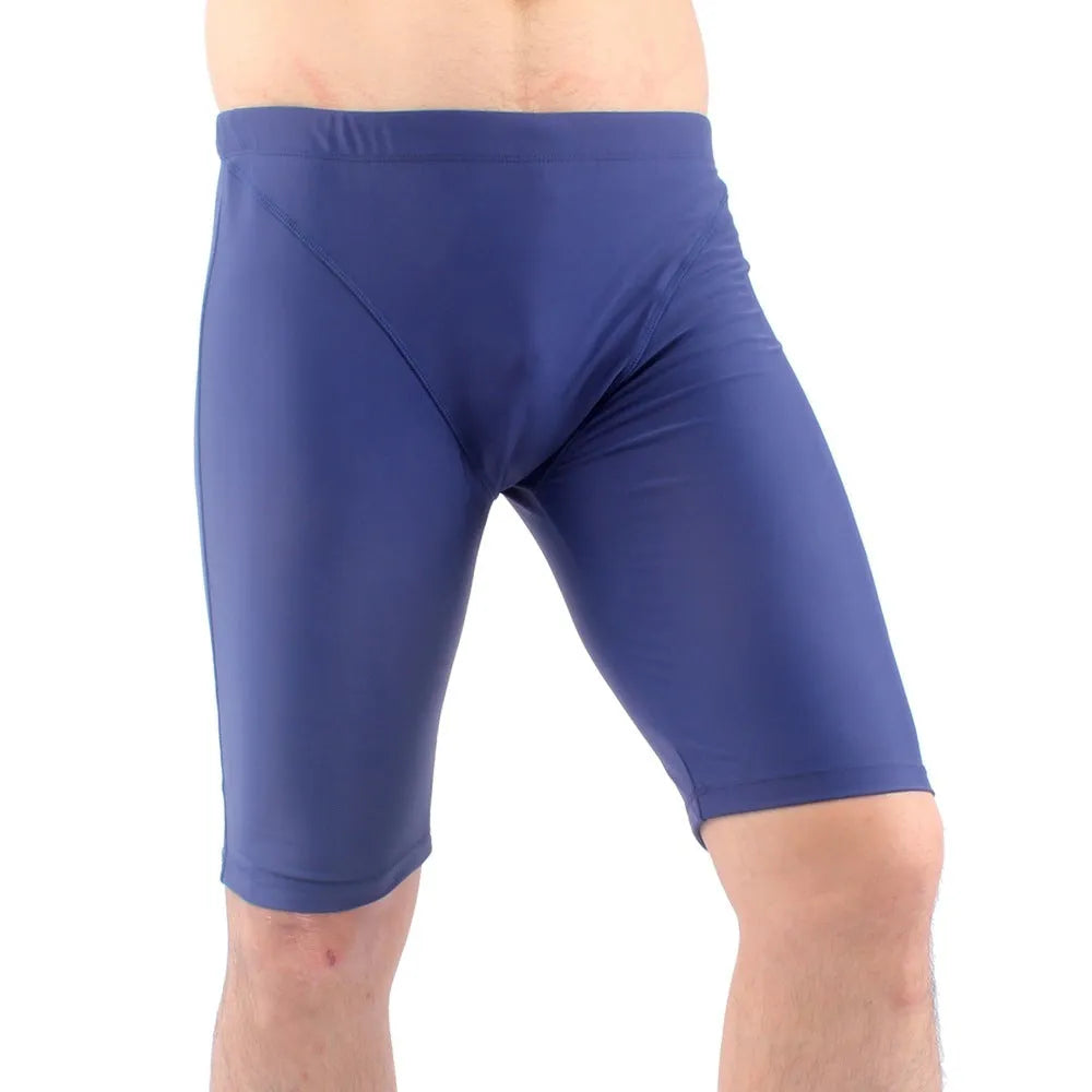 Men's quick-dry swimming trunks with five-point design in green colour