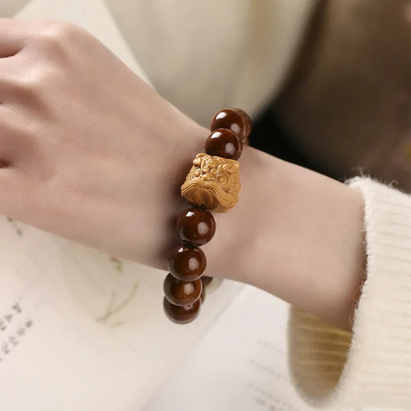 Hand-woven single circle bracelet with 13mm round beads in lion style options