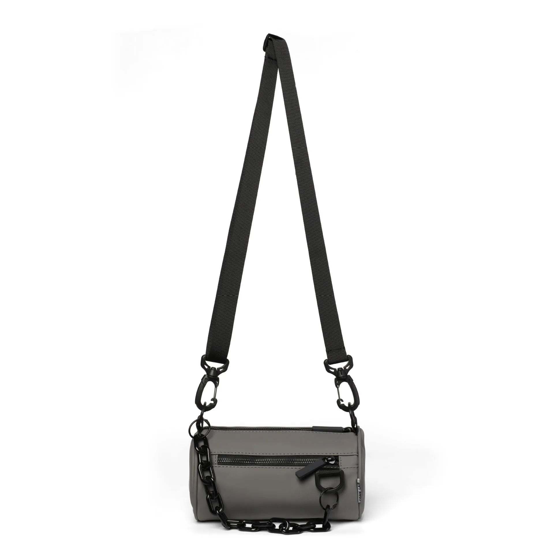 Waterproof Oxford cloth crossbody bag with chain accents in black colour