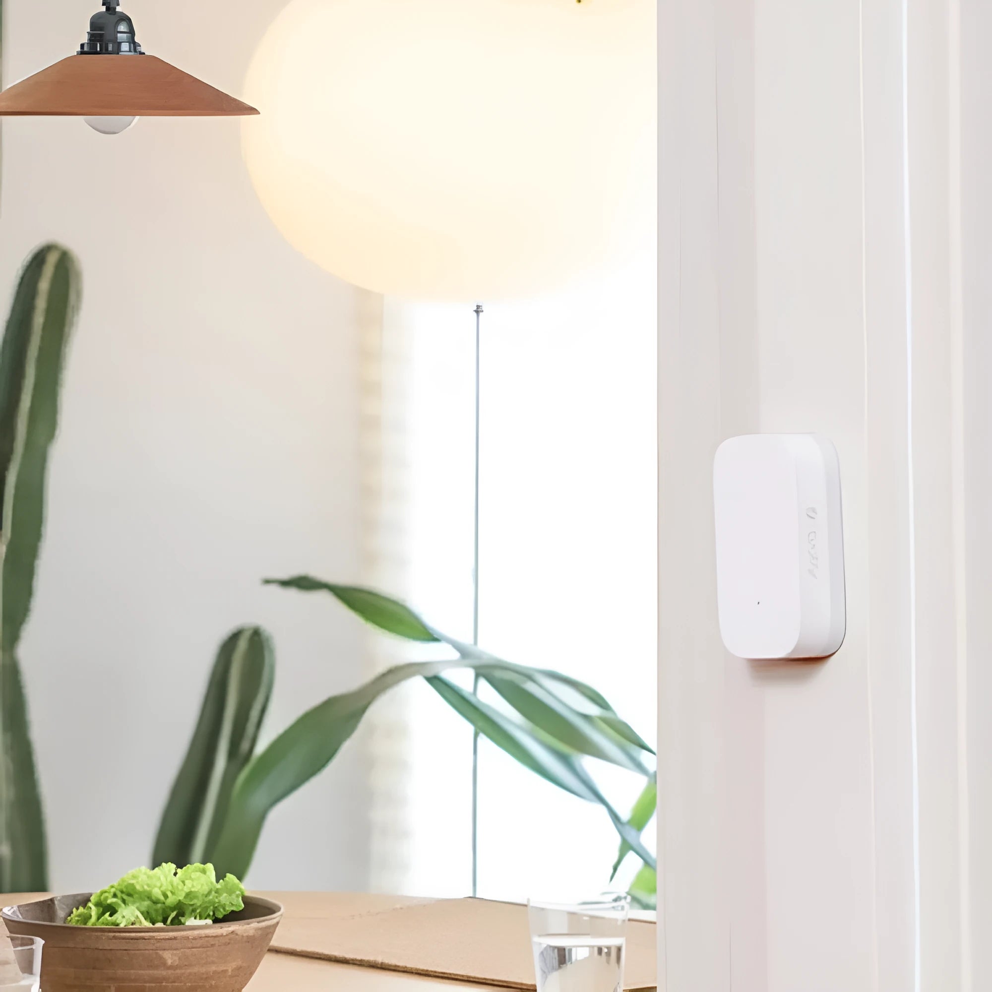 Xiaomi Aqara smart door window sensor alarm with ZigBee wireless connection and 22mm sensing distance