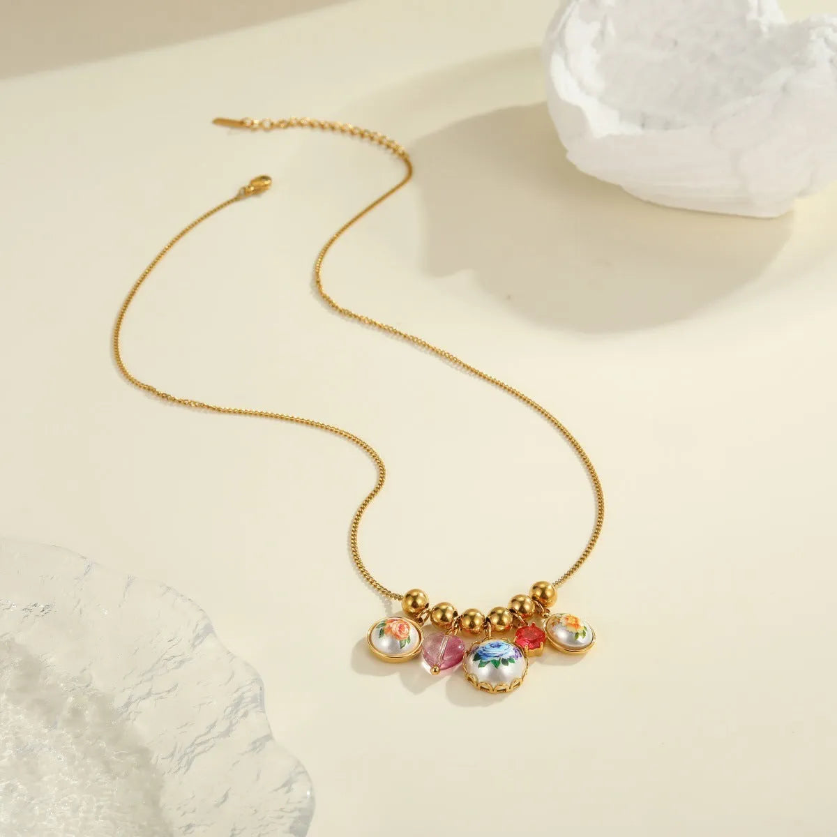 Vintage sunflower flower stainless steel necklace with 18K electroplated finish, two colour variants