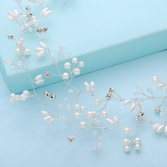 Pearl-decorated wire hair band for weddings in silver, gold, or rose gold on a white background.