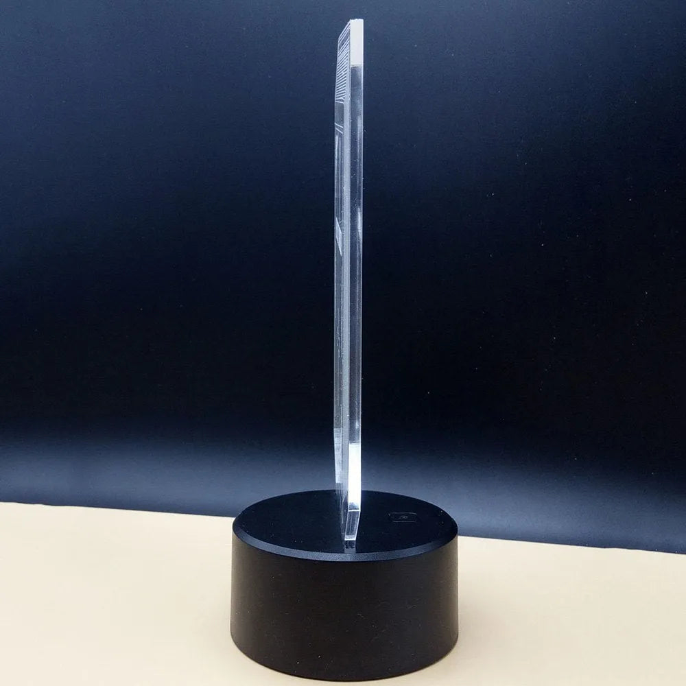 Brain-shaped 3D LED acrylic desk lamp with remote control showing colour-changing illumination