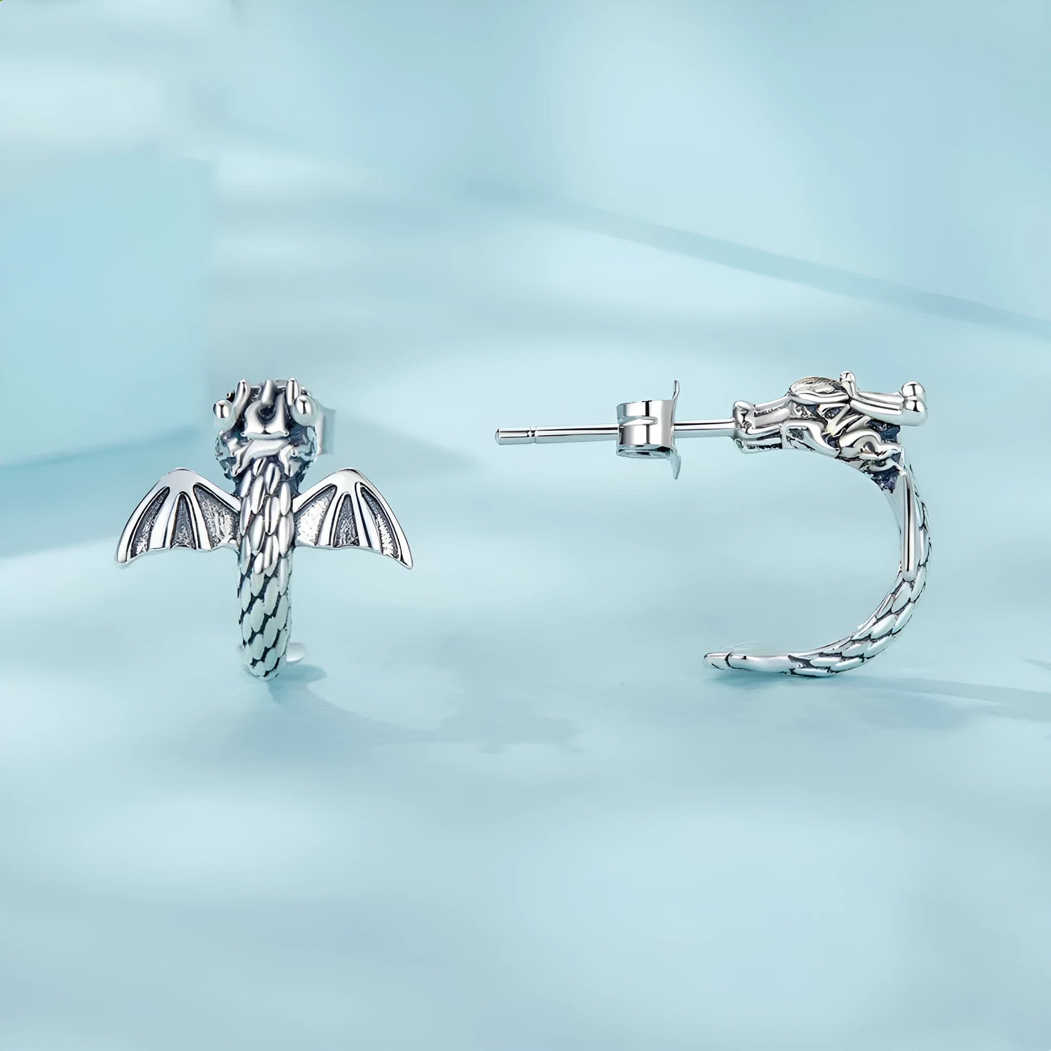 Women's handmade 925 silver oxidised flying dragon stud earrings, retro style, 13mm
