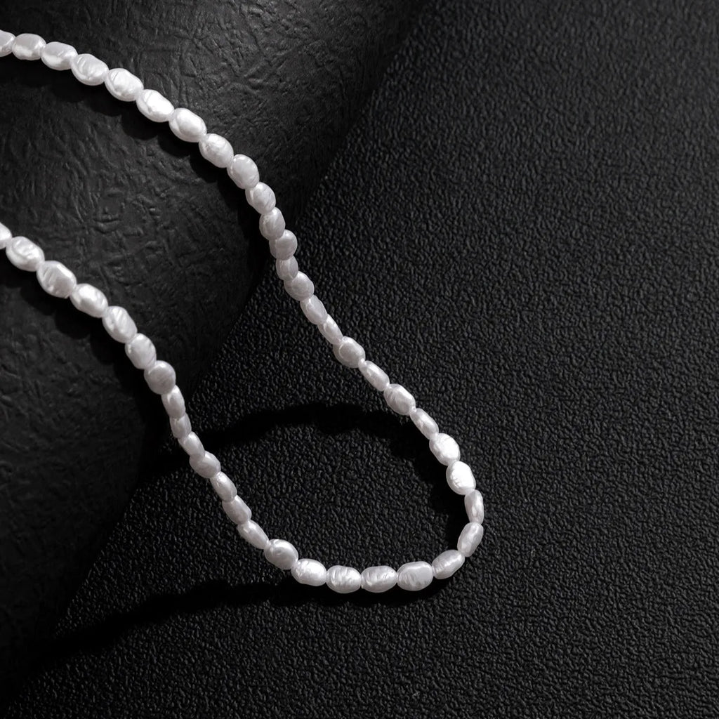 Men's white U-shaped pearl clavicle necklace with adjustable 41-50cm chain