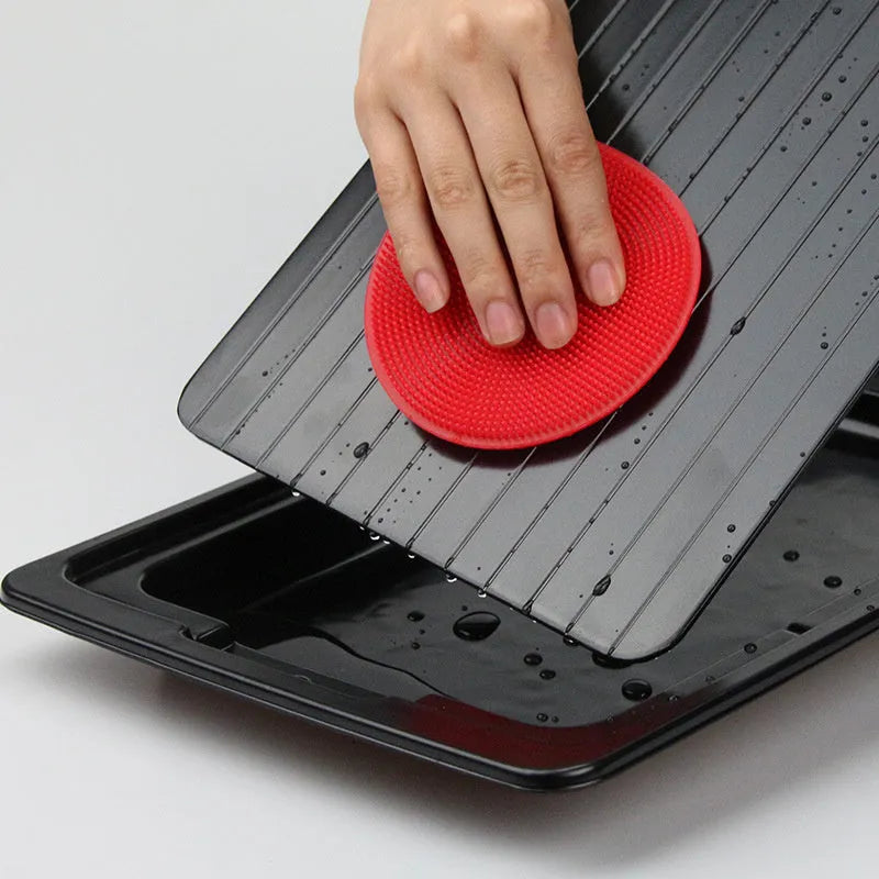 Quick defrost tray with drip tray, silica gel and aluminium alloy thawing plate, multiple sizes