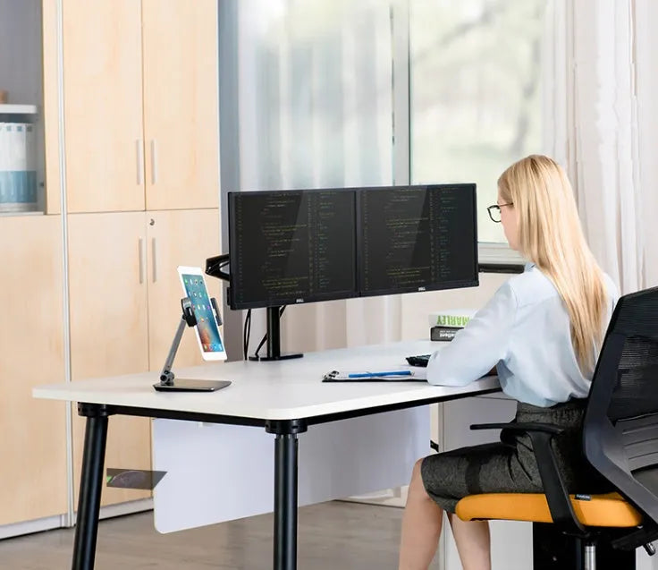 Foldable aluminium desktop phone and tablet stand with 360° rotation
