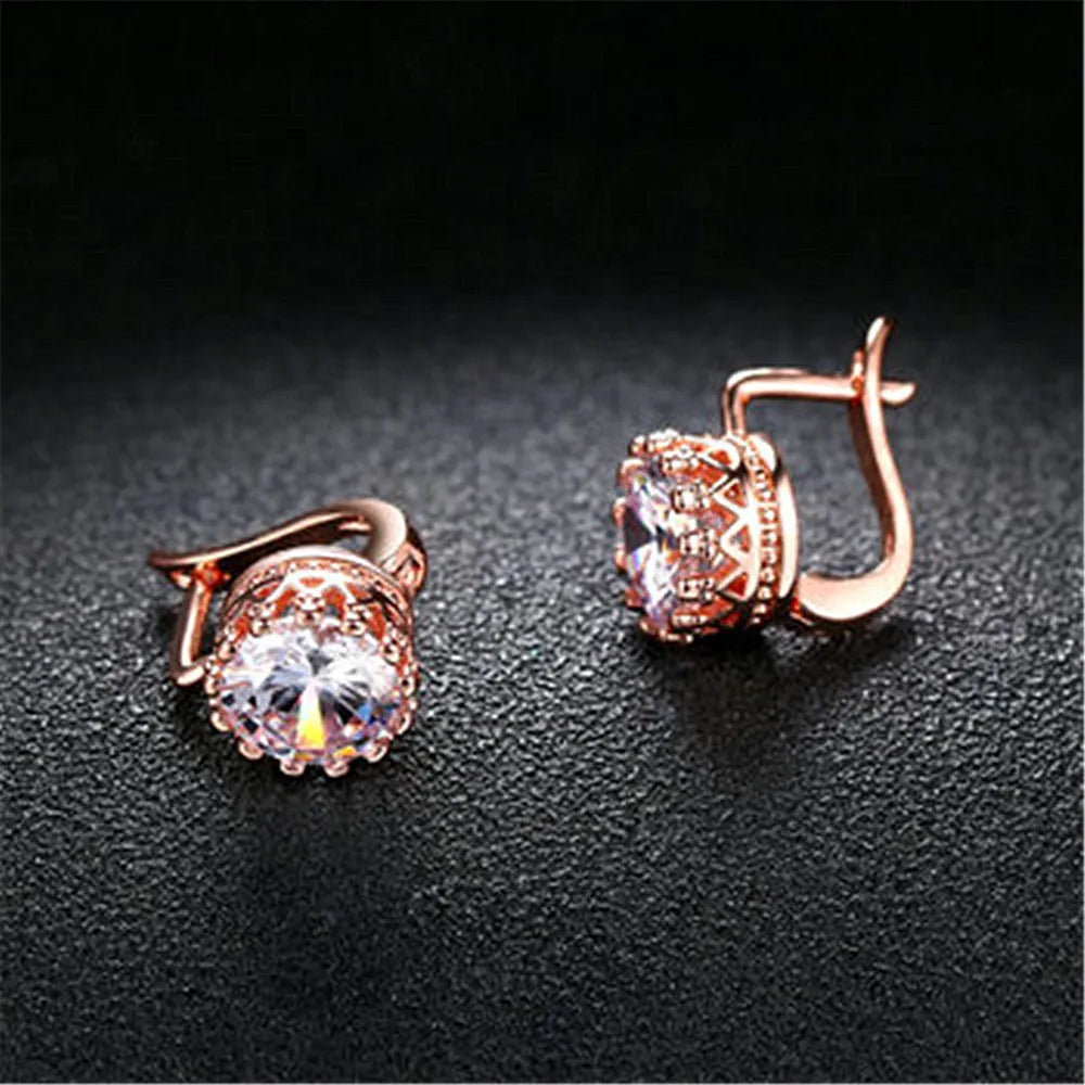 Korean retro style crown-shaped copper ear clips with white diamonds in rose gold or white gold colour.
