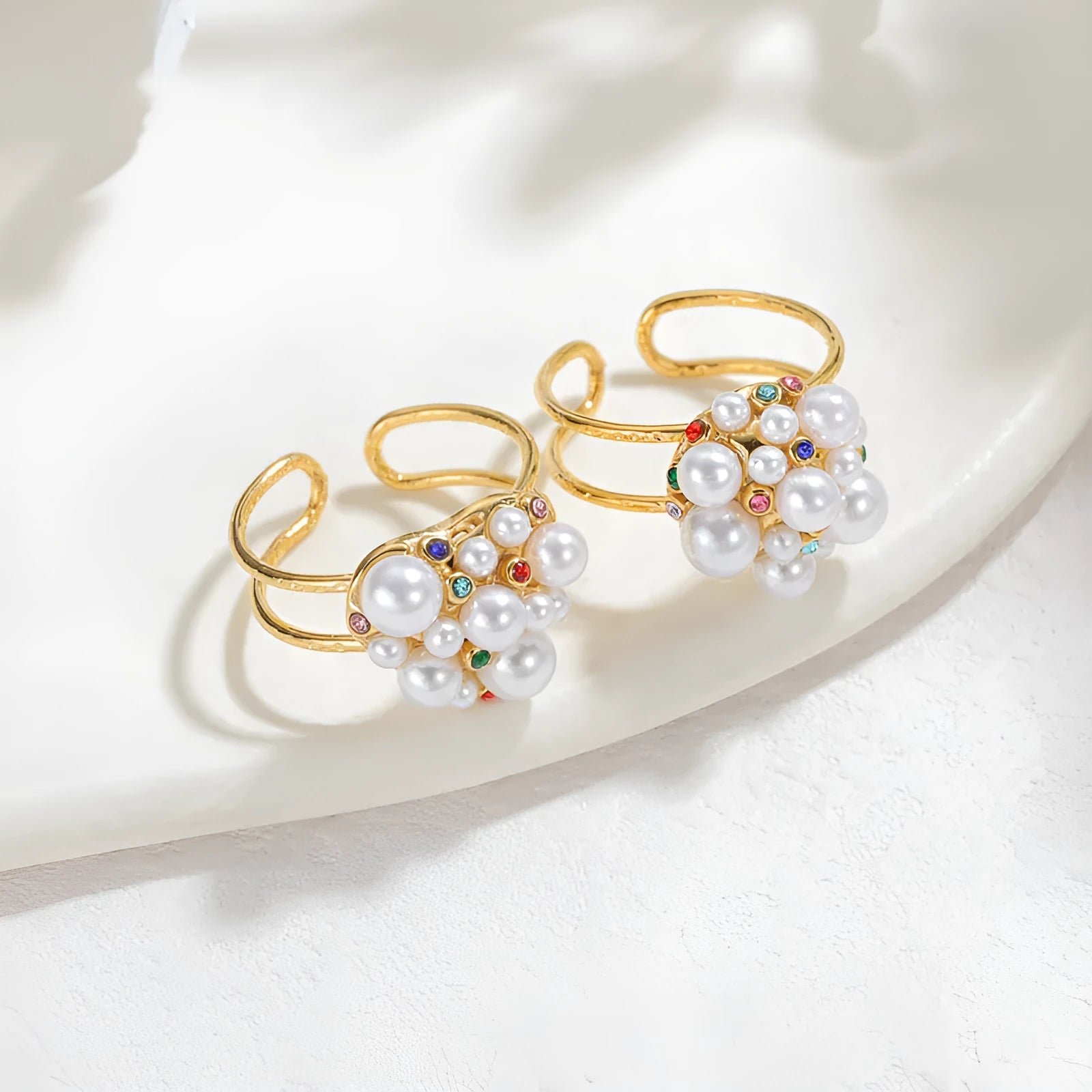 Women's stainless steel open mouth ring with pearl and zircon detailing in round and heart-shaped styles