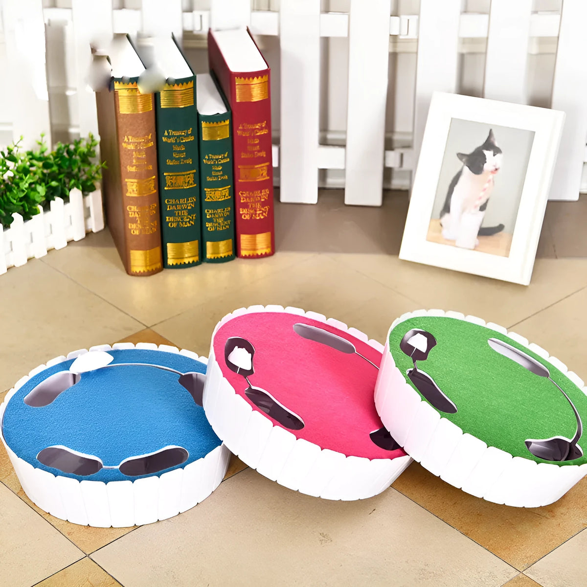 Automatic rotating mouse cat teaser toy in blue, green, or rose red, 26cm diameter, remote control and two speeds