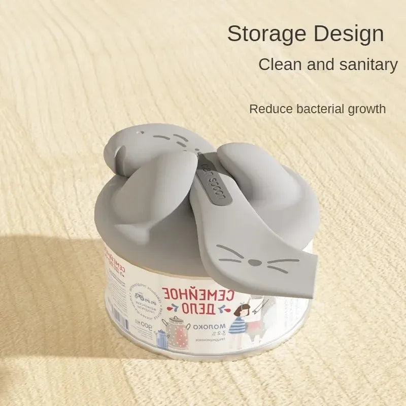Pet food spoon and can opener set with silicone sealing lid for wet food storage in grey, pink and yellow colours