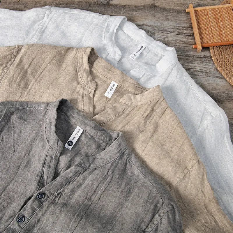 Retro-styled linen pullover top with short sleeves in striped pattern