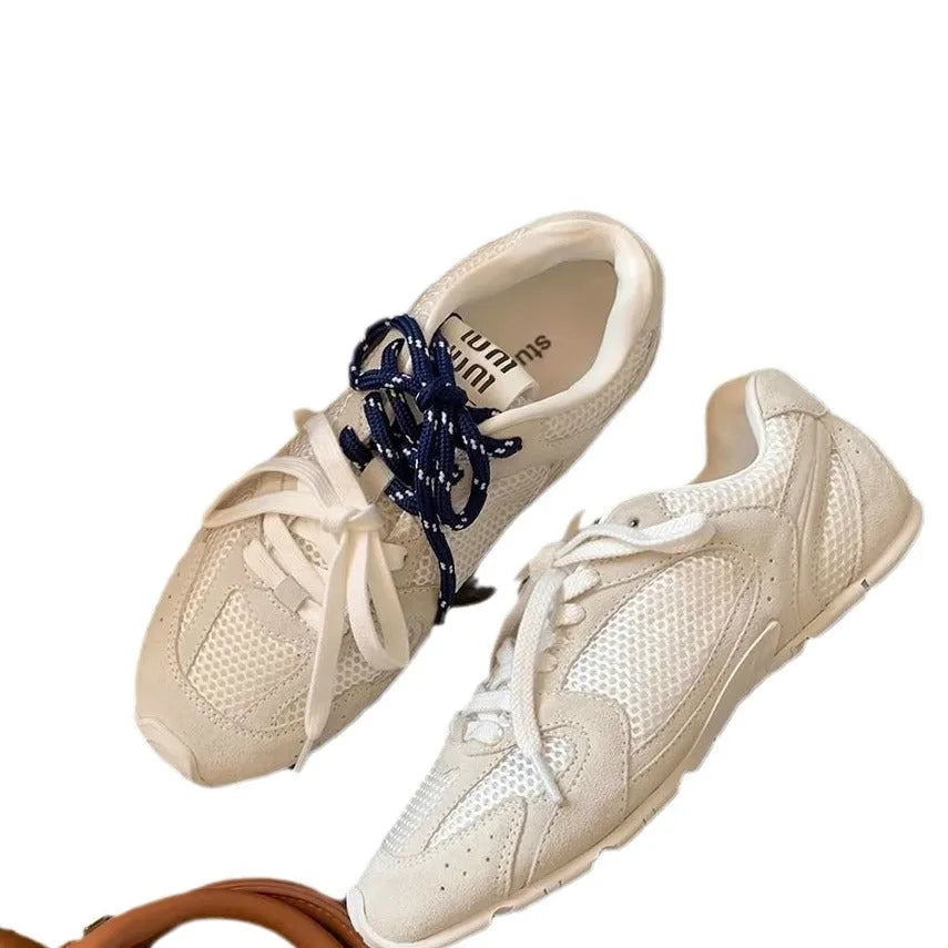 Women's retro German training casual shoes in milky white with flat heel and lace-up design