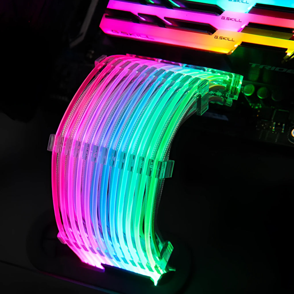 25 cm computer case cable extension with transparent silver-plated wire, light row, and RGB support for PC builds.