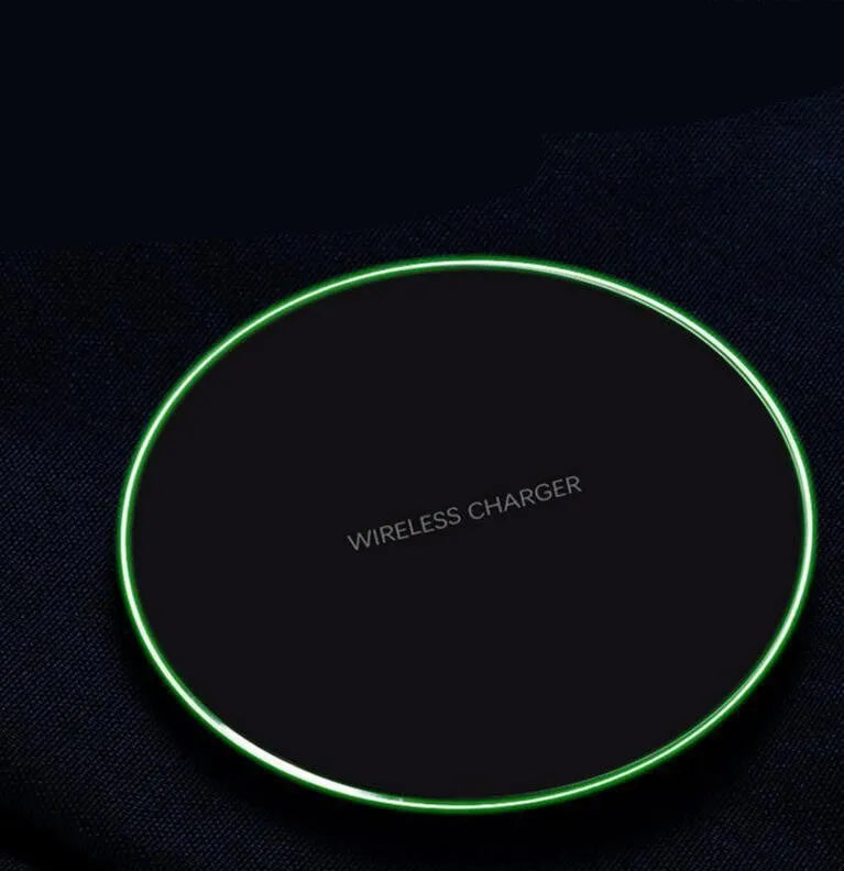 Black wireless charging pad for iPhone Samsung fast charging with copper coil 98mm