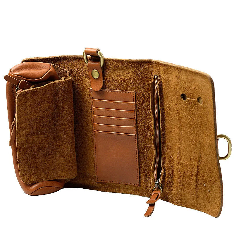 Handmade cow leather vintage wallet showing tape extraction closure and 20x10x4cm dimensions