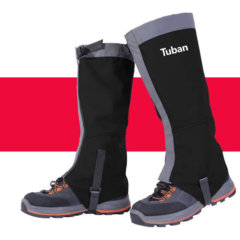 Outdoor snow kneepad made of 420D nylon fabric in black with 3D draping design