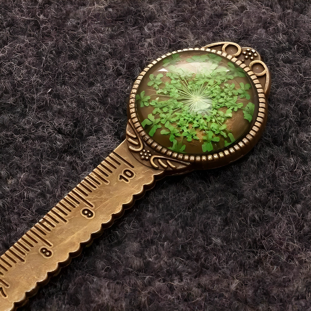 Handmade dried flower gypsophila ruler bookmark measuring 12cm with botanical designs