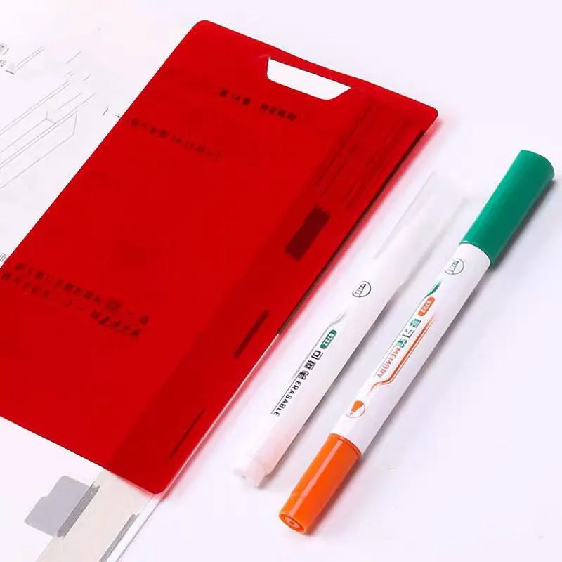 Green erasable highlighter pen set with oblique shape and integrated eraser on card packaging