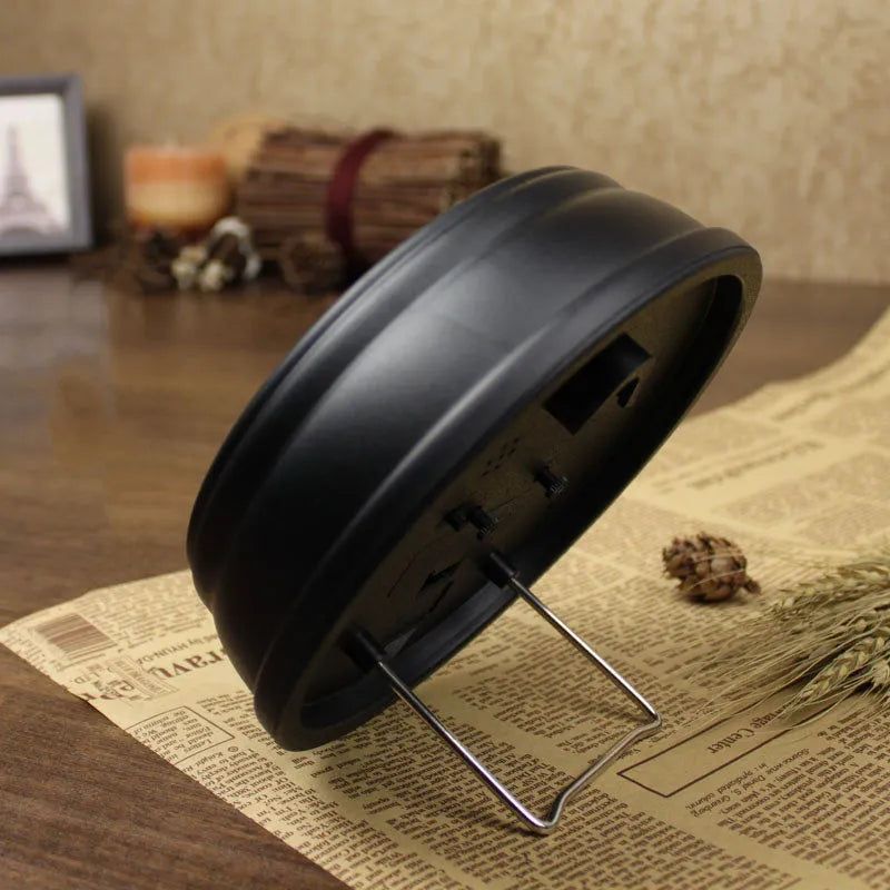 A round 6-inch European retro style desk alarm clock with a silent movement.