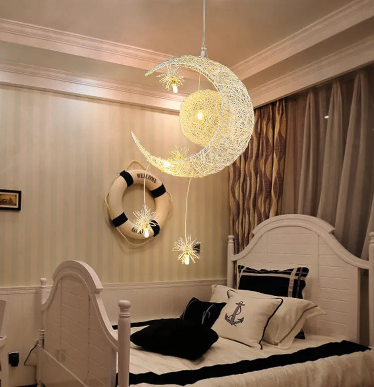Aluminium wire star moon design chandelier with adjustable height for ceiling mounting
