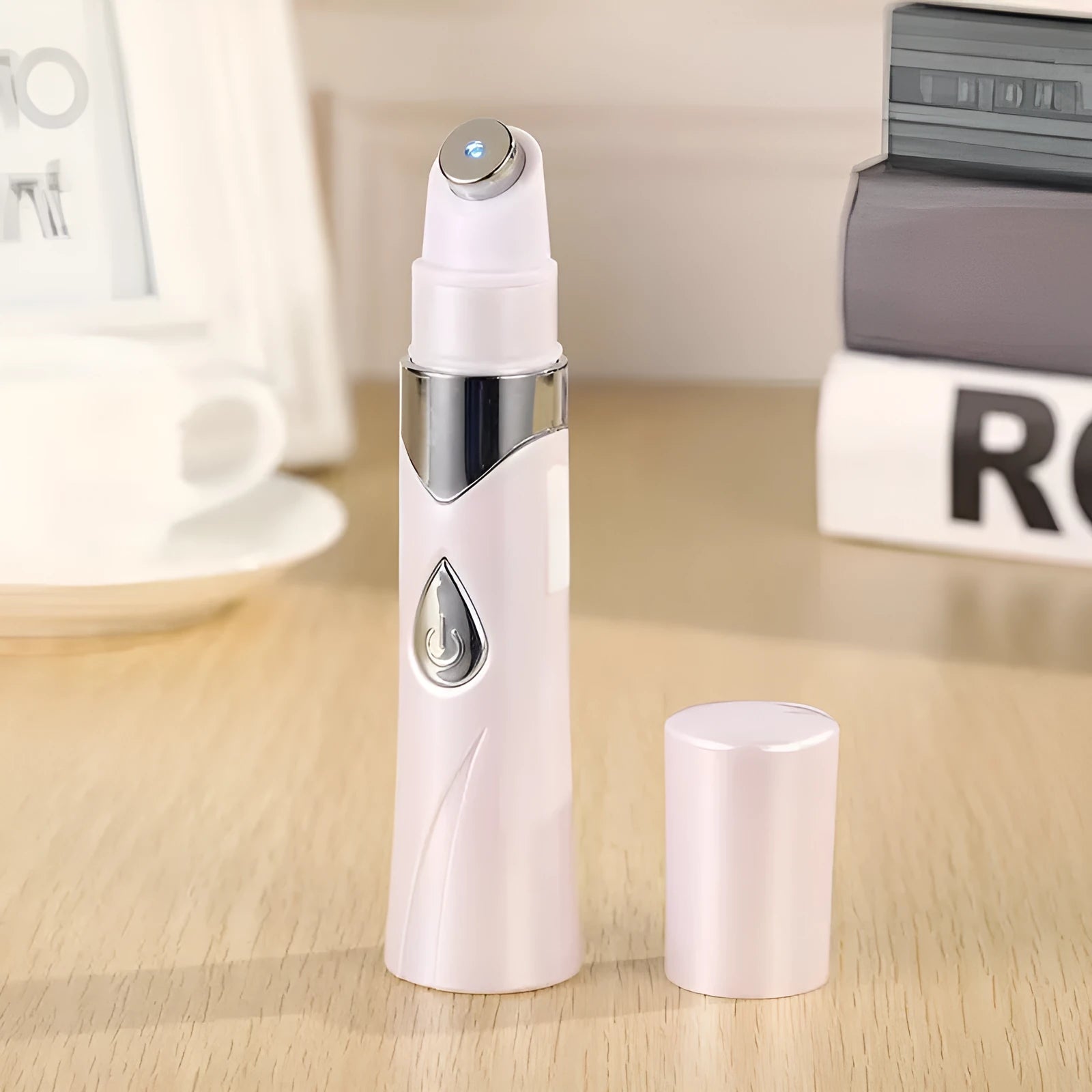 YHK-814 rechargeable blue light acne removal apparatus in handheld format, 140mm length