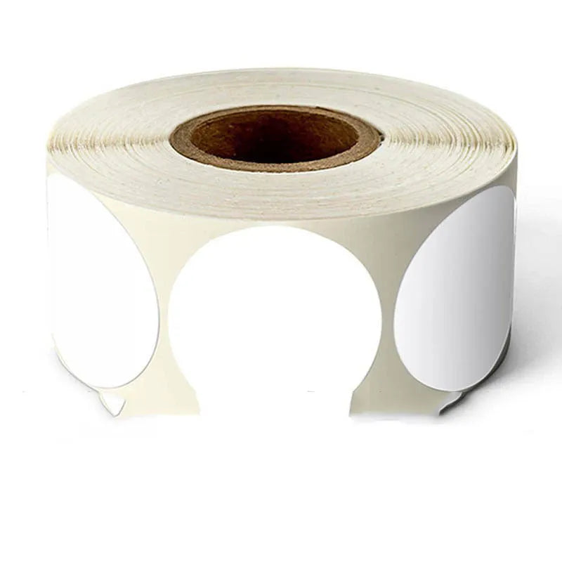 Roll of 500 round paper stickers in a selected colour for marking and sealing