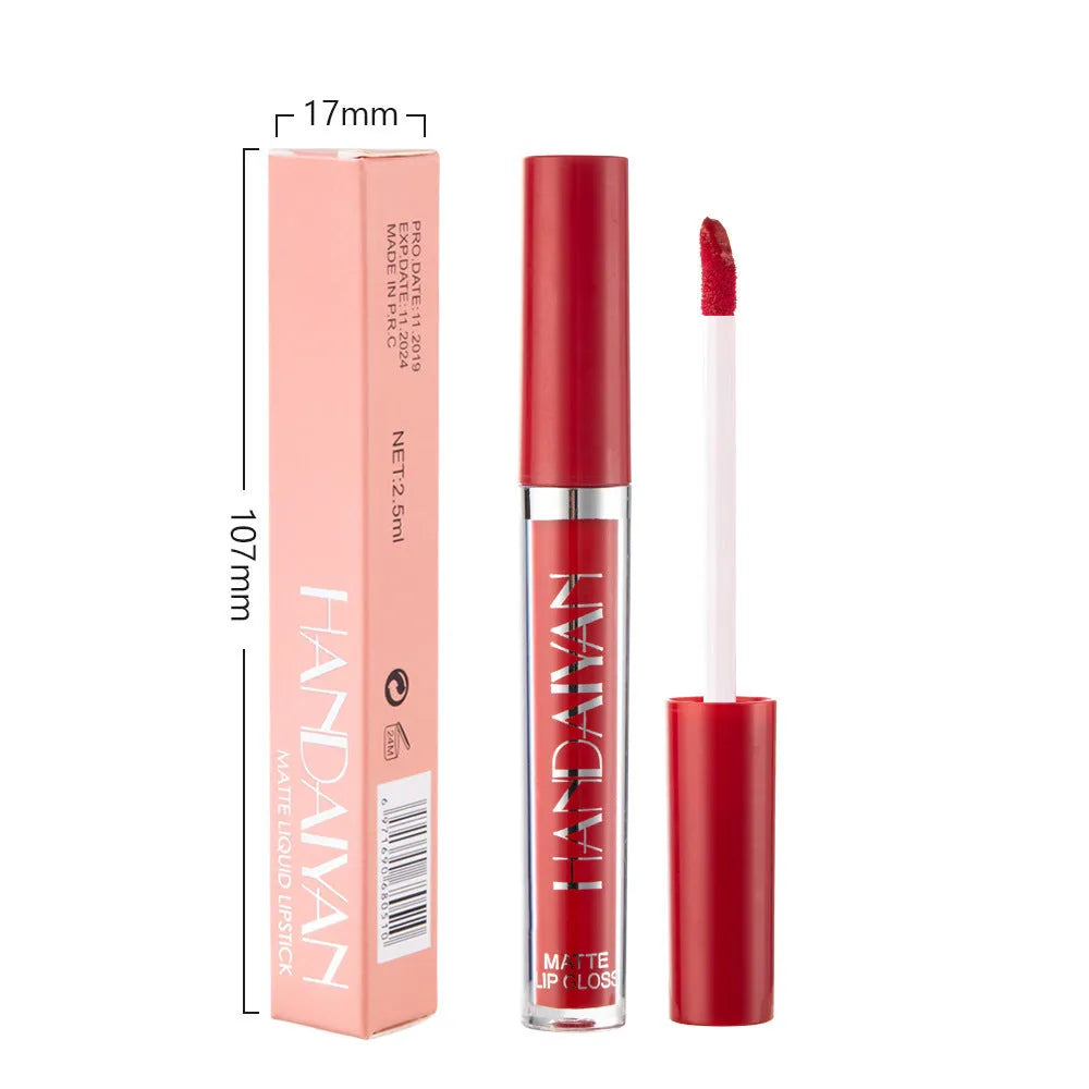 HANDAIYAN matte liquid lipstick tube in 2.5ml size showing non-fading, non-stick cup properties