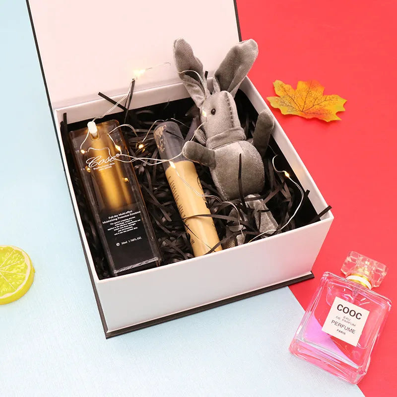 White clamshell gift box square book style cardboard 12x12x6cm for cosmetics